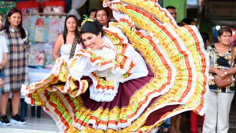 Festival folclorico lanzamiento en Bogota