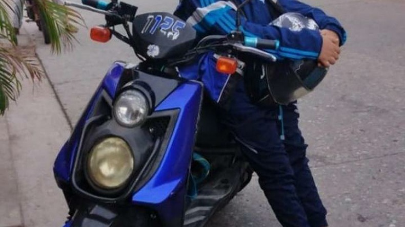 Moto Robada azul