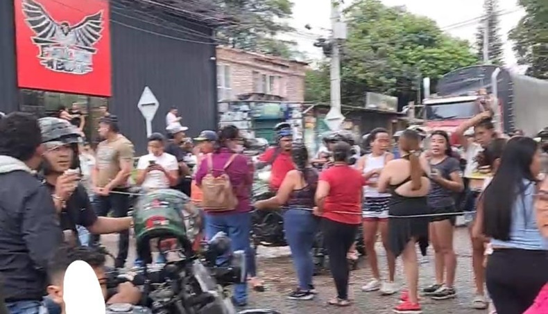 dentro cerraron