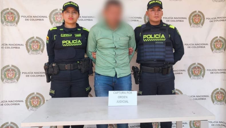 El loro policia