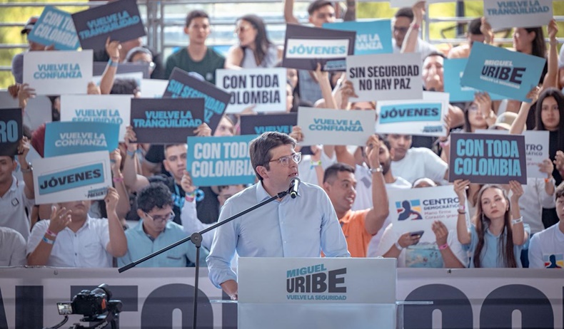 hundir la reforma