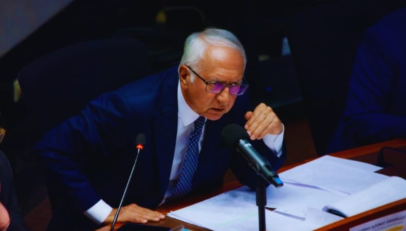 Ministro salud