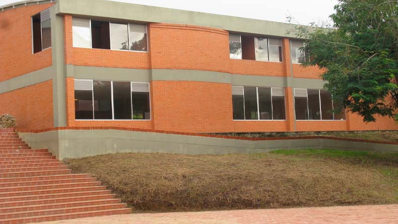 Colegio Melgar se agarraron