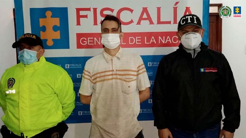Golpeo a sus padres y hermano