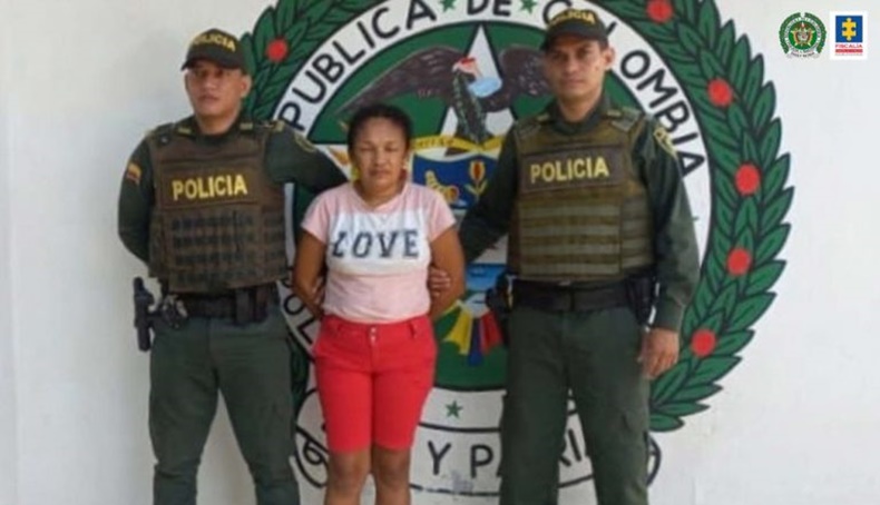 Mujer degolladora