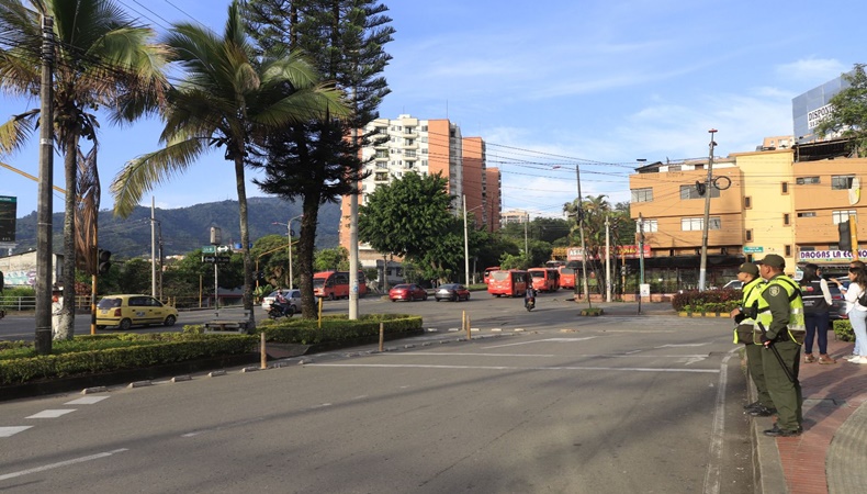 iniciaan trabajos de excavar