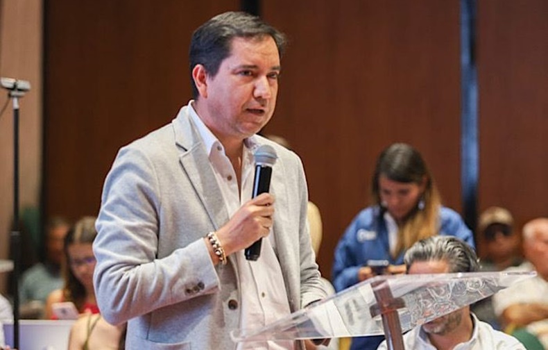 César Ya