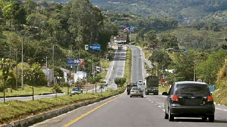 Vía Bogotá Girardot